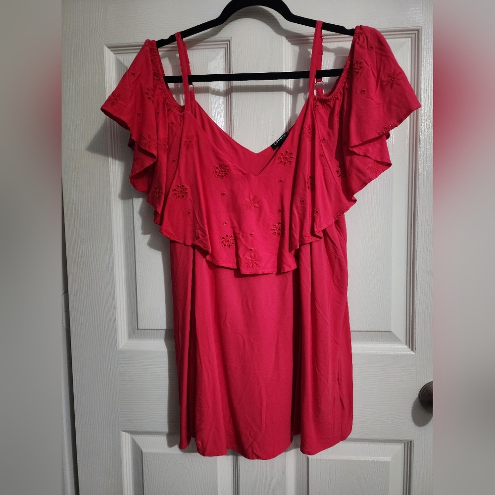 Torrid off shoulder top - Picture 1 of 3